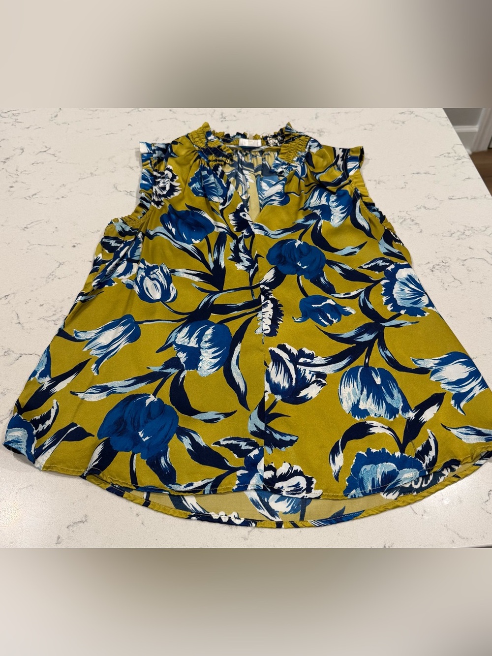 Ecru Floral Sleeveless Blouse in Mustard and Blue | Large. Excellent Condition